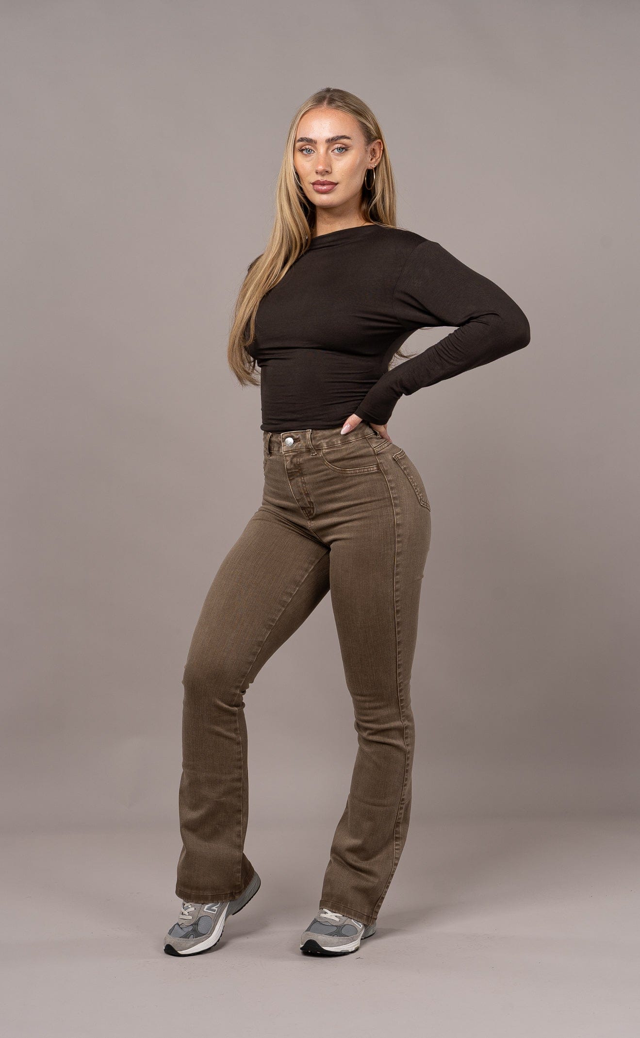 Womens Pastel Flared Fitjeans - Brown