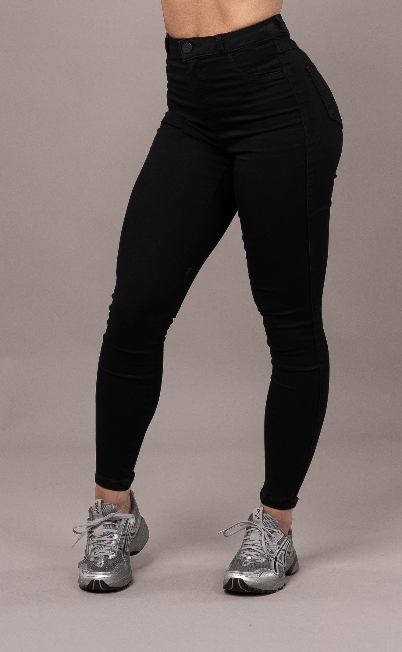 Womens Contour Fitjeans - Black