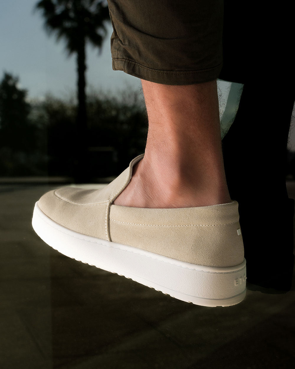 LS 01 Suede Sand