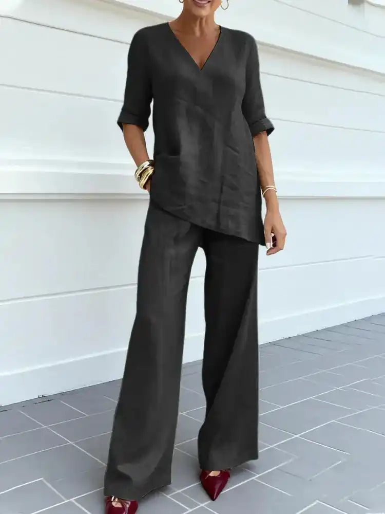 Susana | Completo di due pezzi con top a mezza manica e pantaloni dritti
