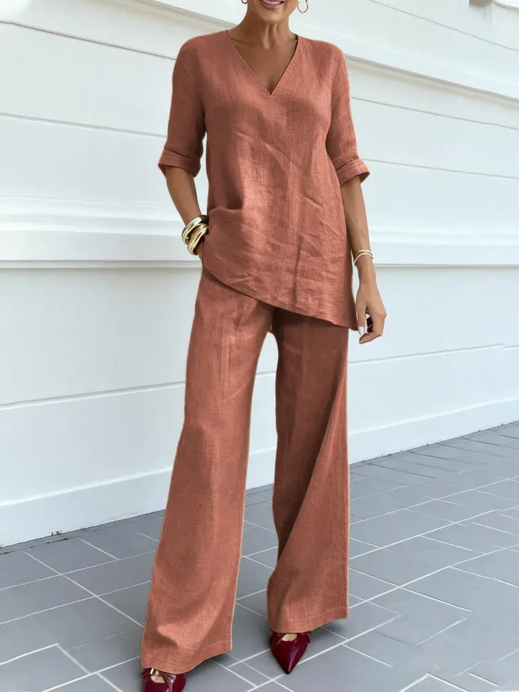 Susana | Completo di due pezzi con top a mezza manica e pantaloni dritti