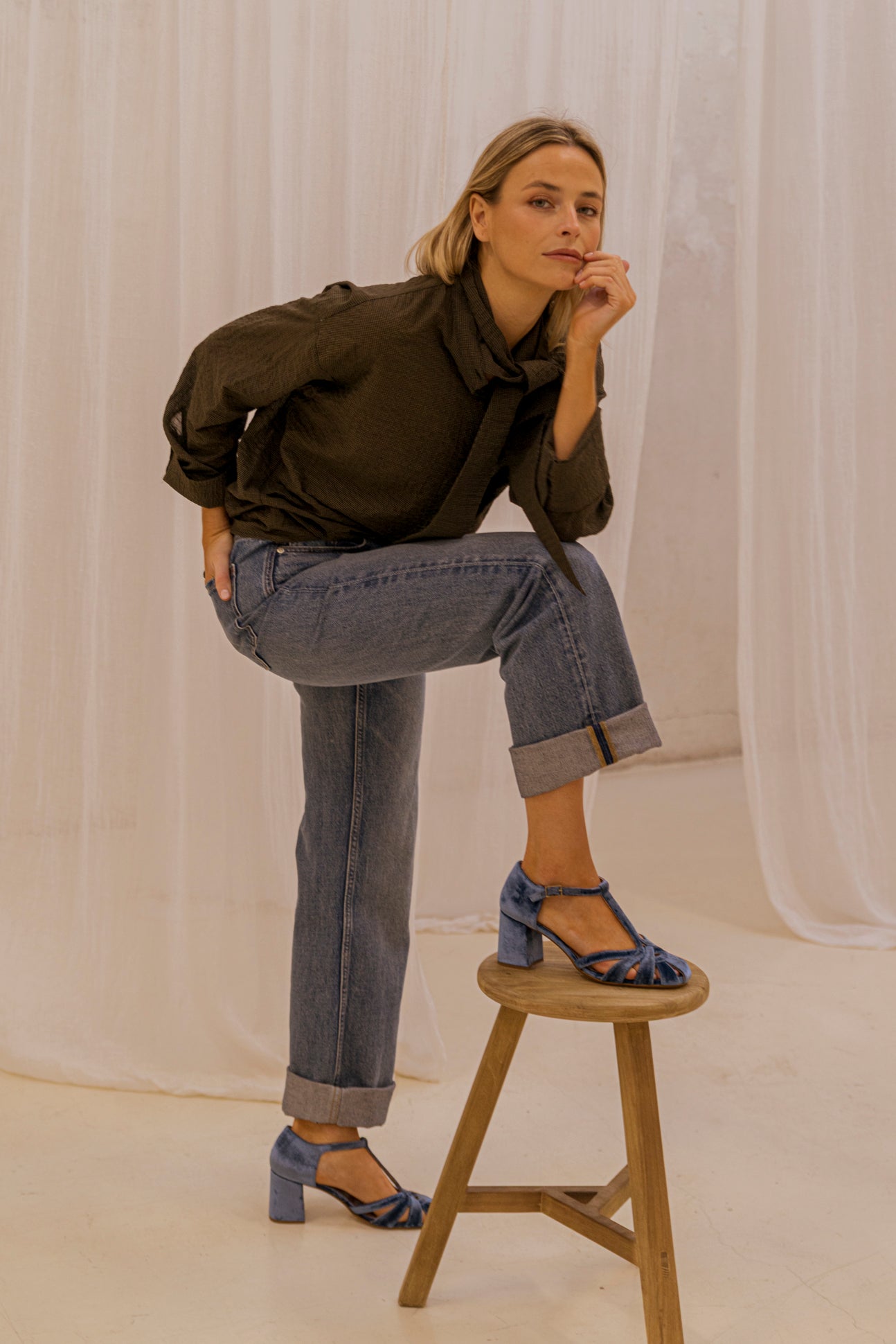 Roberta Velvet Indigo | Semišové sandály